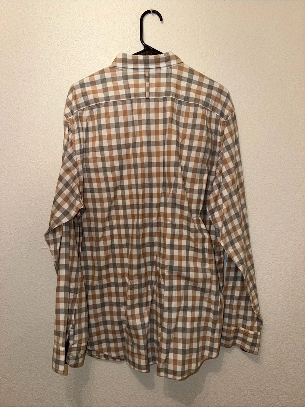 Banana Republic Luxe Flannel Slim Fit Plaid Button-Down Shirt.